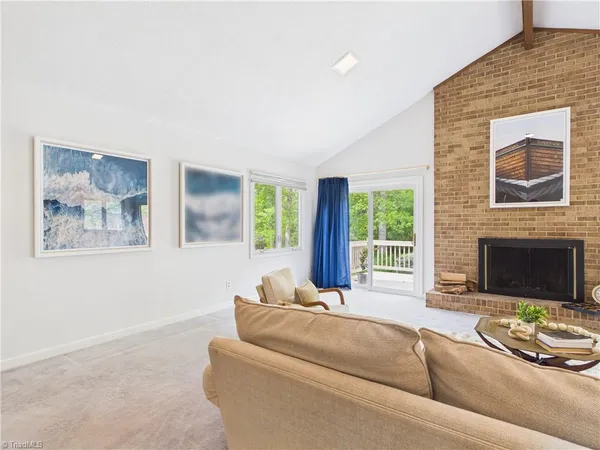 $519,900 | 904 Fairidge Drive, Jamestown, NC 27282