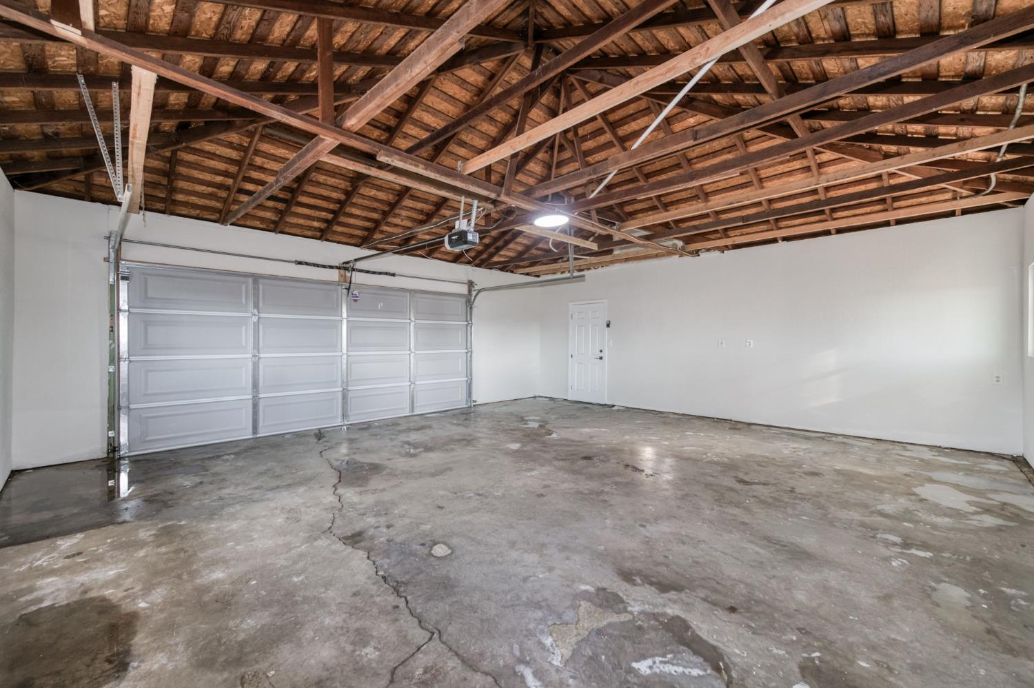 545 North Rio Vista Avenue Sanger, CA 93657 - Photo 16 of 46 a view of empty room