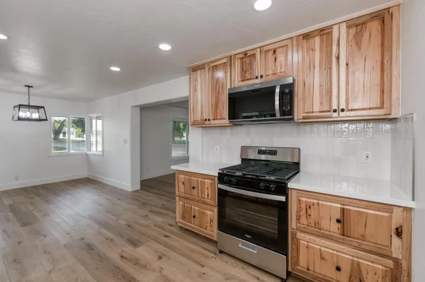 $699,950 | 545 North Rio Vista Avenue, Sanger, CA 93657