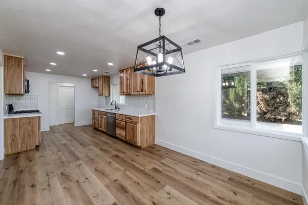 $699,950 | 545 North Rio Vista Avenue, Sanger, CA 93657