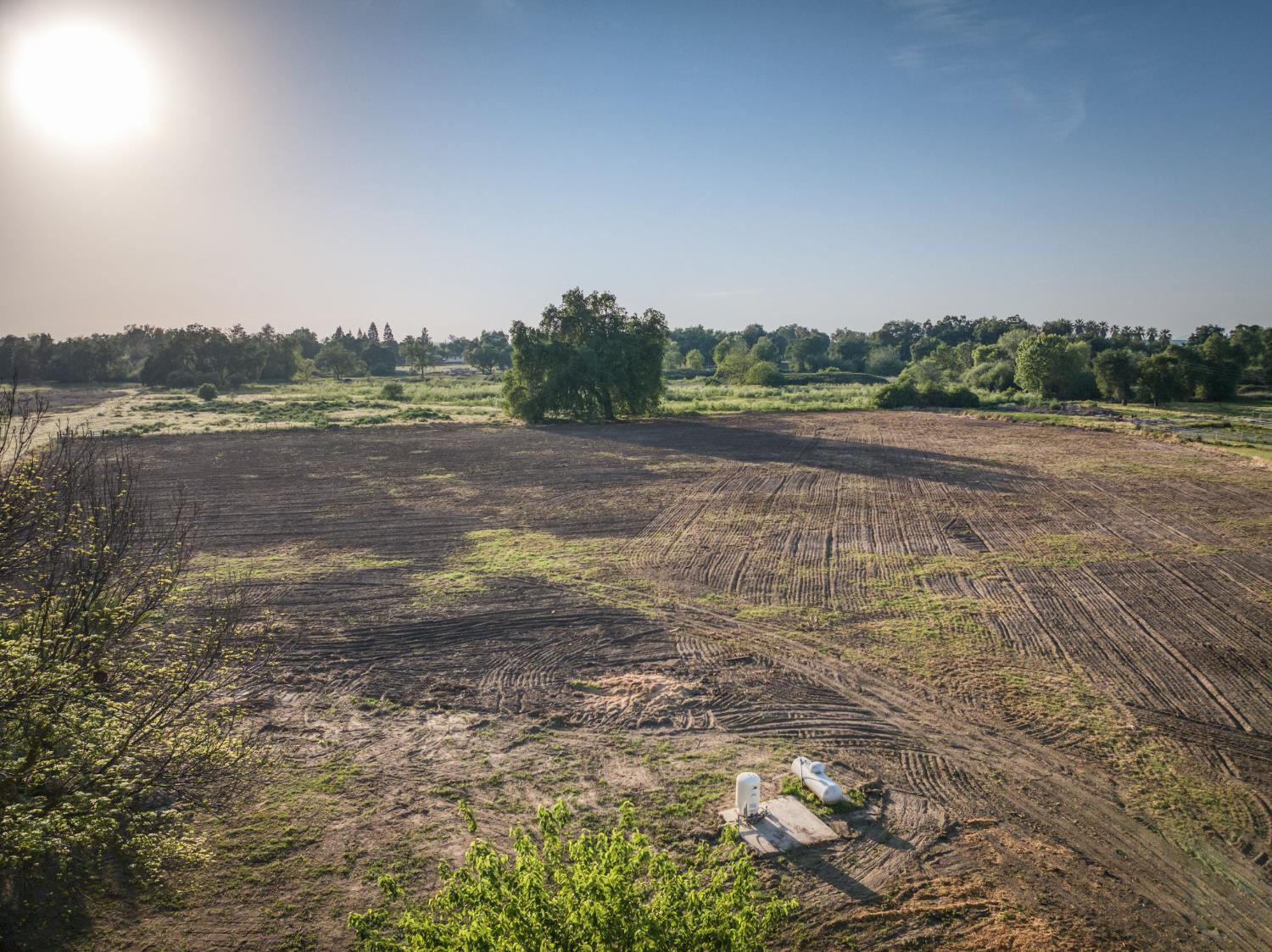 545 North Rio Vista Avenue Sanger, CA 93657 - Photo 44 of 46 a view of lake view and mountain view