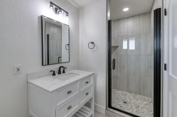 $699,950 | 545 North Rio Vista Avenue, Sanger, CA 93657
