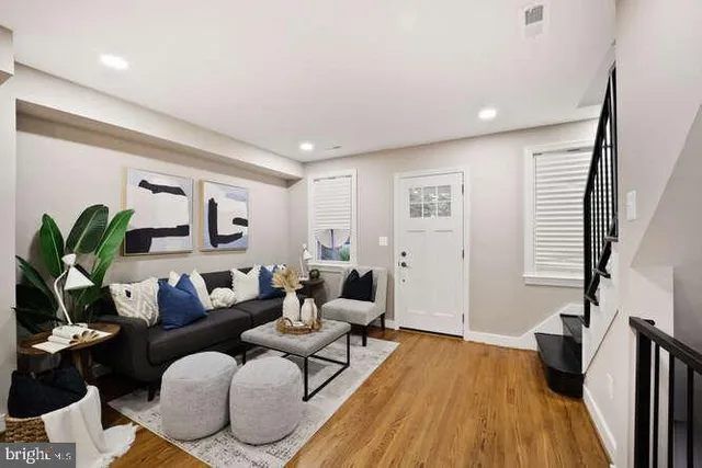 $490,000 | 1632 Ridge Place Southeast, Washington, DC 20020