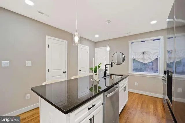 $490,000 | 1632 Ridge Place Southeast, Washington, DC 20020