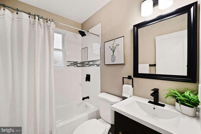 1632 Ridge Place Southeast Washington, DC 20020 - Photo 8 of 33