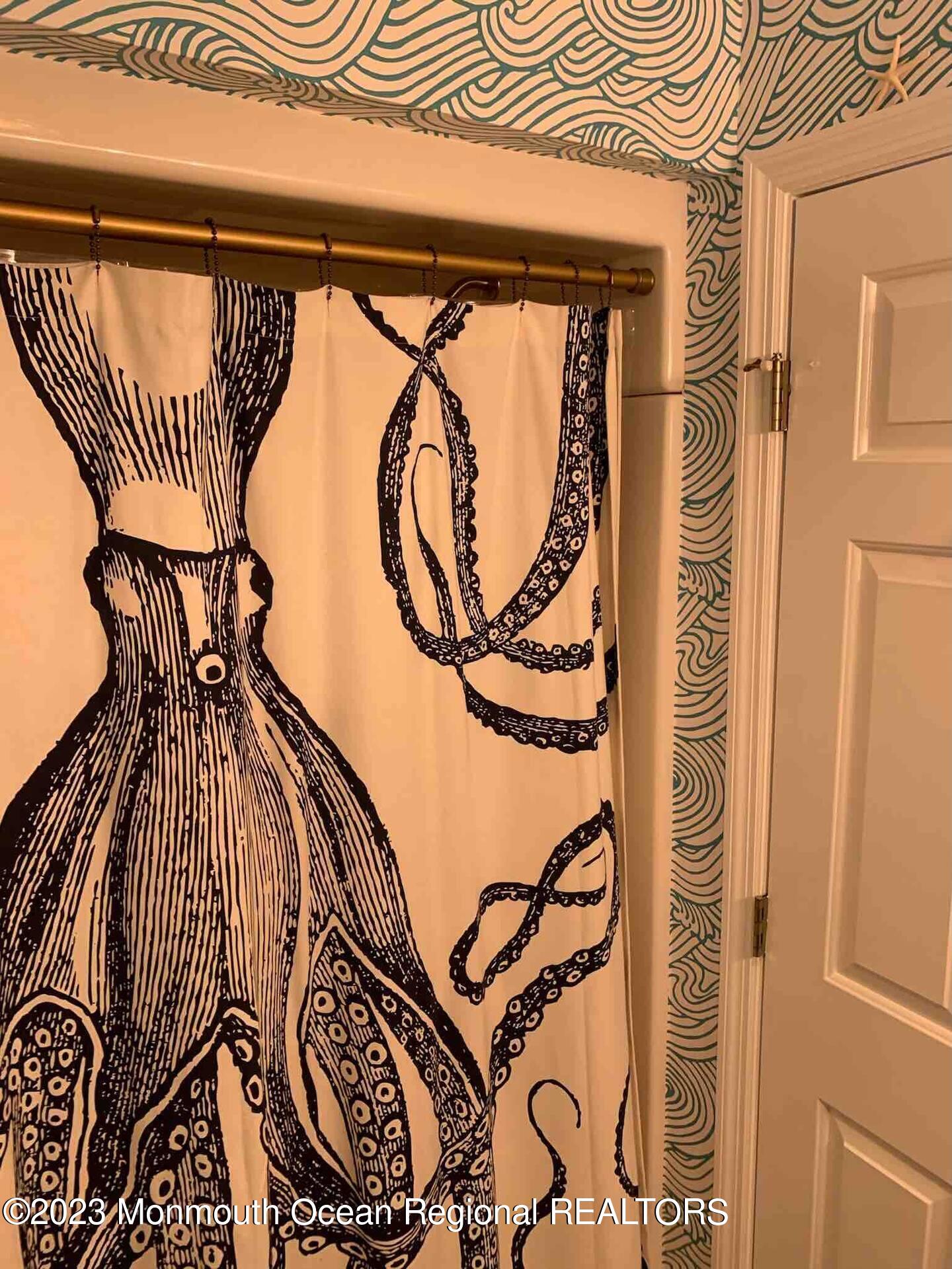 711 Mt Place Point Pleasant, NJ 08742 - Photo 28 of 36 Bathroom4