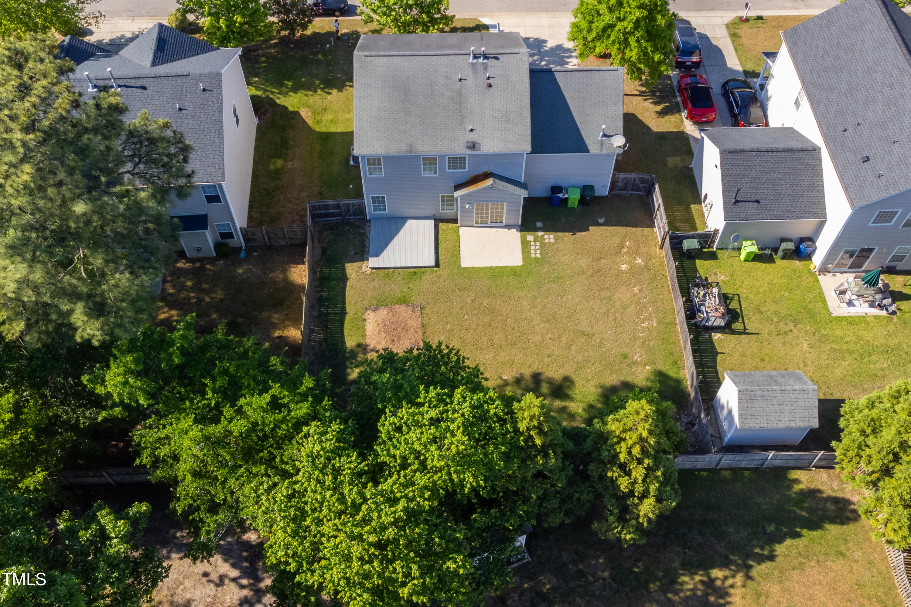 Exterior Drone 4