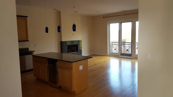 $3,700 | 3434 North Elston Avenue, Unit 101, Chicago, IL 60618