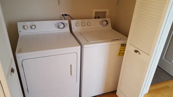 $3,700 | 3434 North Elston Avenue, Unit 101, Chicago, IL 60618