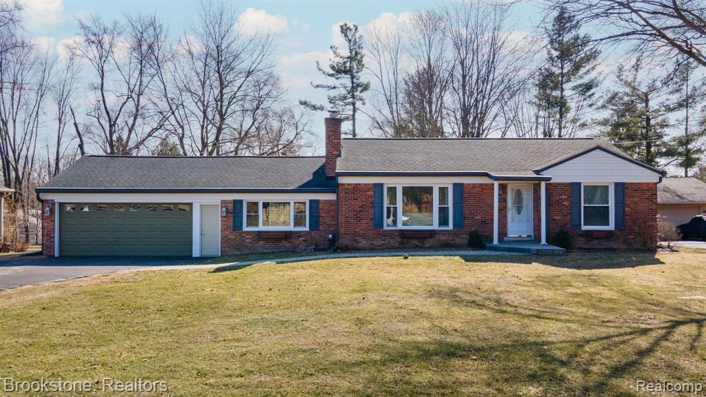 391 Elmhill Road Rochester Hills, MI 48306 - Photo 1 of 44