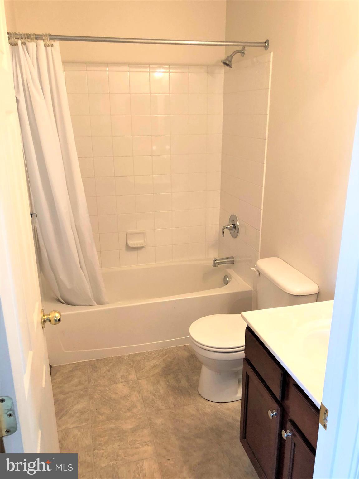 9627 Davison Road Baltimore, MD 21220 - Photo 20 of 30 Bath
