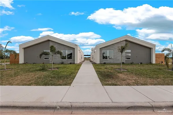 $1,250 | 2509 Mockingbird Road, Unit B, Weslaco, TX 78596