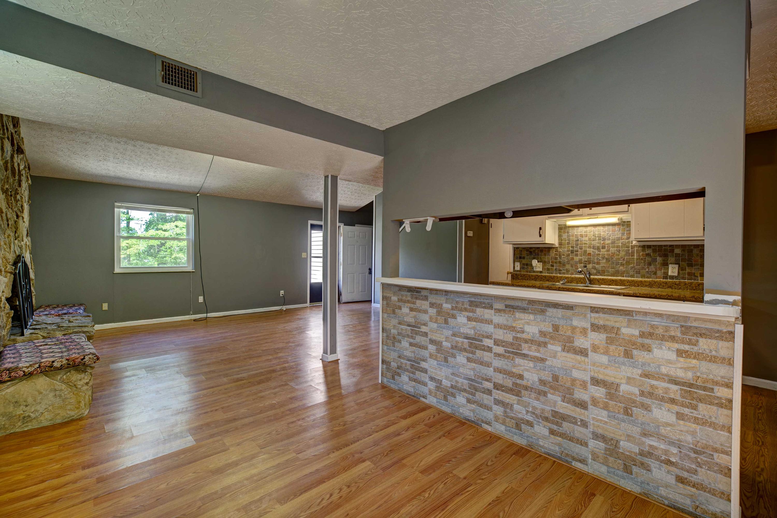 107 Gladwood Road Clinton, TN 37716 - Photo 6 of 17 Dining Room_3