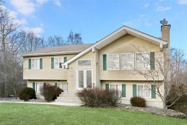 $1,299,999 | 9 Aron Court, Spring Valley, NY 10977