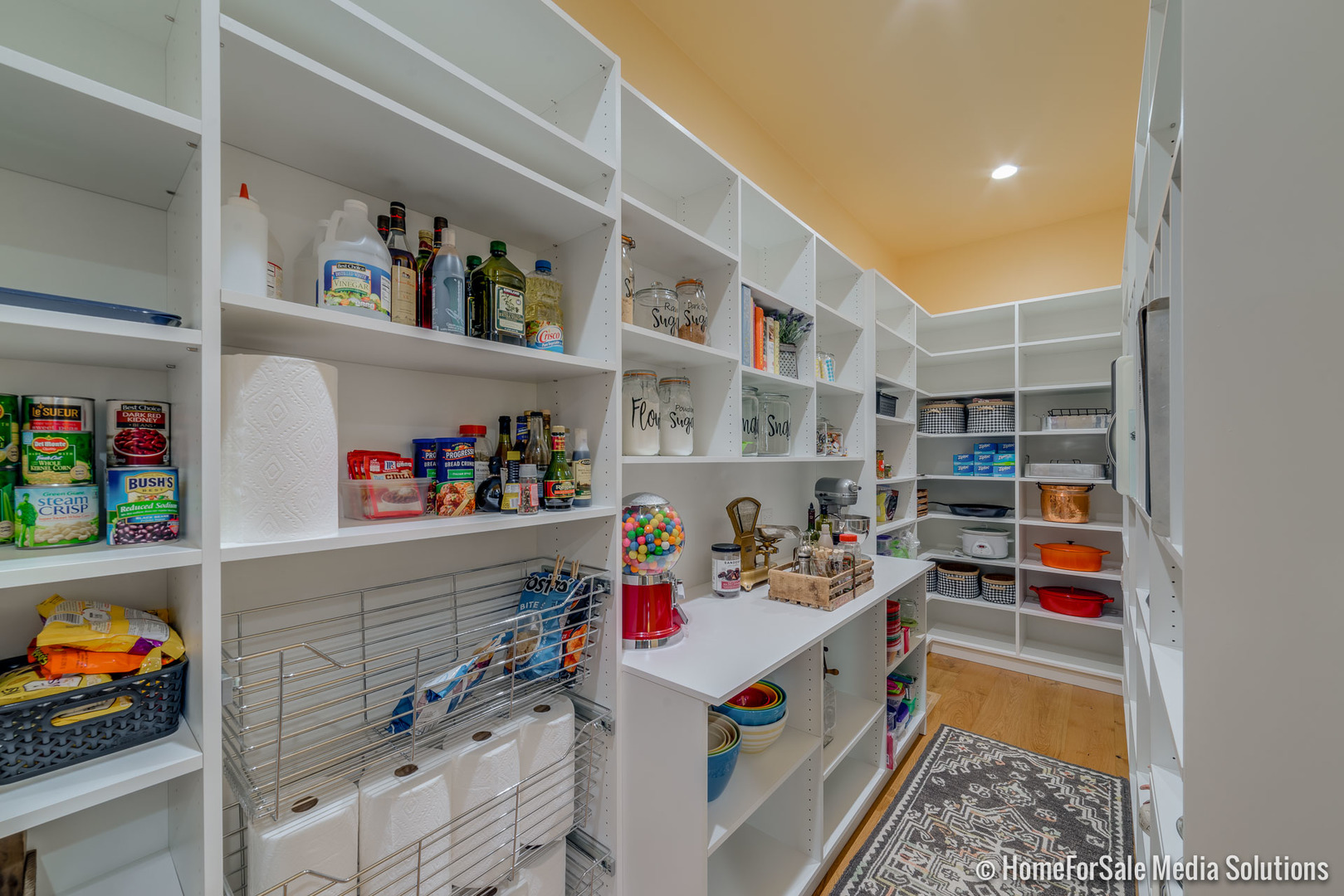 1051 Parkside Road Naperville, IL 60540 - Photo 8 of 52