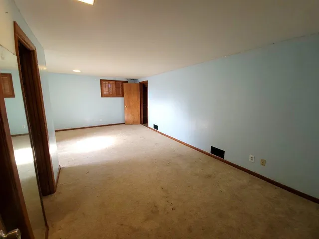 $159,000 | 111 East 21st Street, Wellington, KS 67152