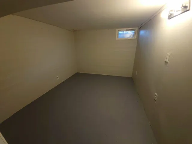 $159,000 | 111 East 21st Street, Wellington, KS 67152