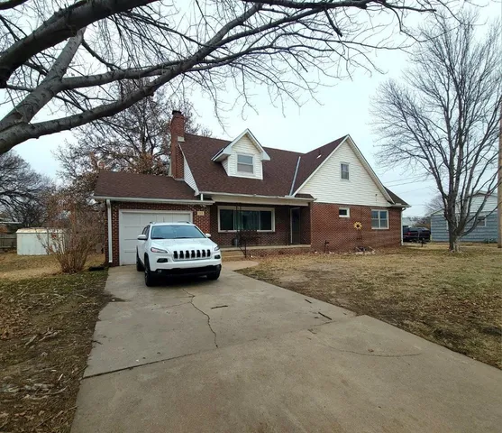 $159,000 | 111 East 21st Street, Wellington, KS 67152