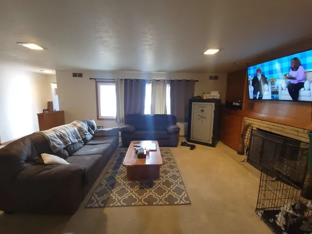 $159,000 | 111 East 21st Street, Wellington, KS 67152