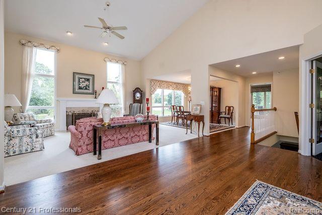 877 Jack Pine Drive Rochester, MI 48306 - Photo 6 of 72 Gallery Image 6