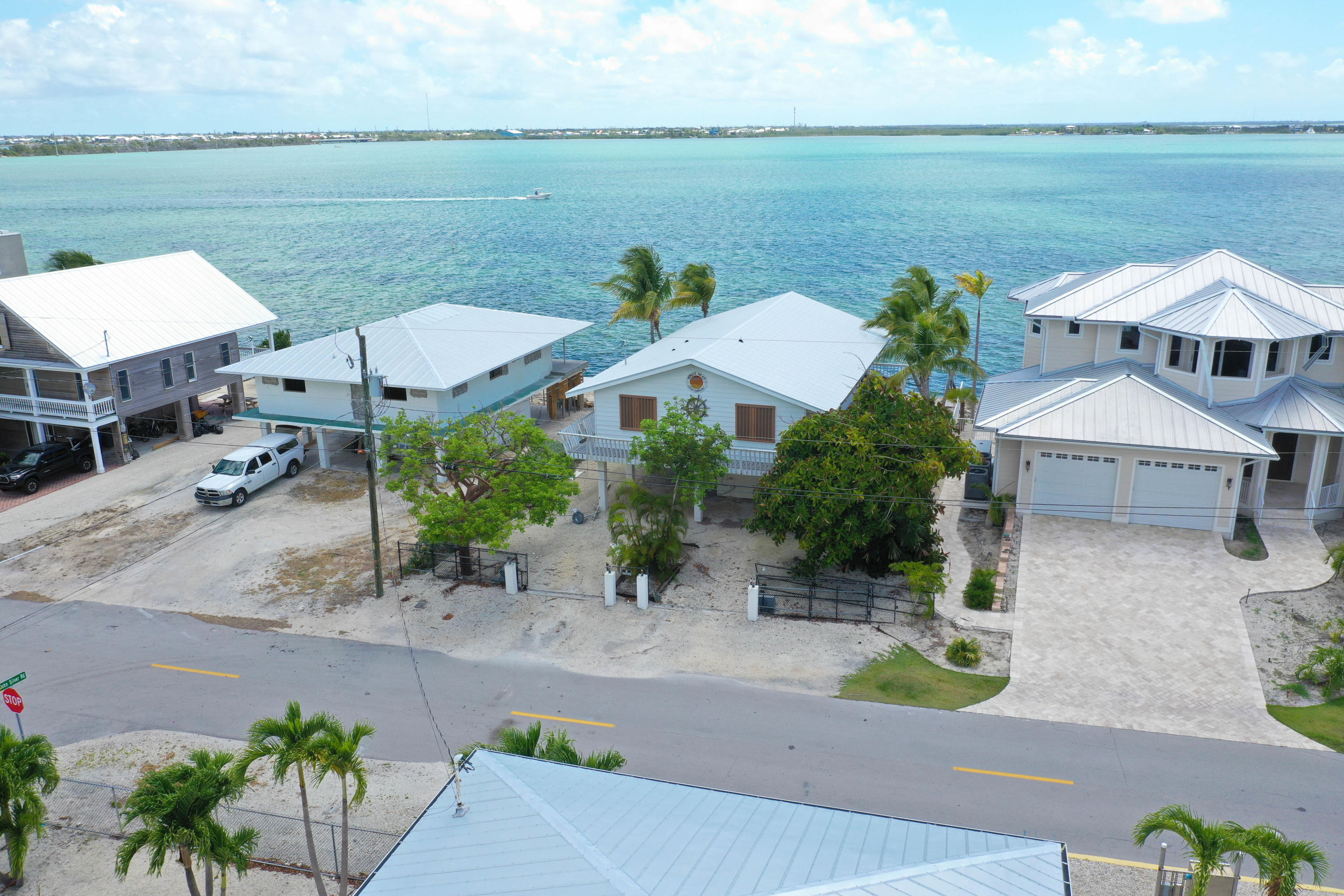 411 La Fitte Road Summerland Key, FL 33042 - Photo 15 of 18 015-411LaFitteRd-LittleTorchKey-FL-33042