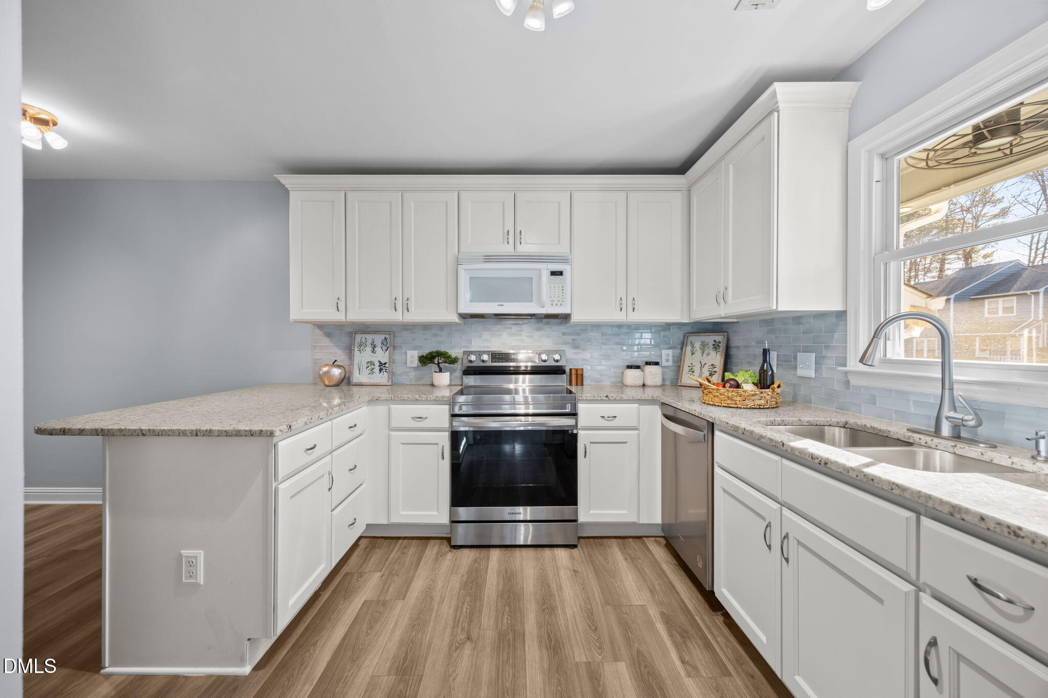 103 Inverness Court Cary, NC 27511 - Photo 5 of 17 13-web-or-mls-IMG_5942