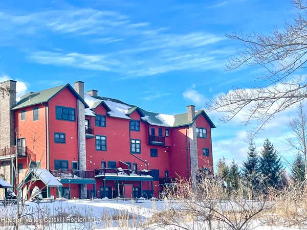 $399,000 | 25 Trailside Drive, Unit B10, Hunter, NY 12442