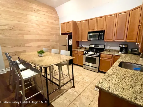 $399,000 | 25 Trailside Drive, Unit B10, Hunter, NY 12442