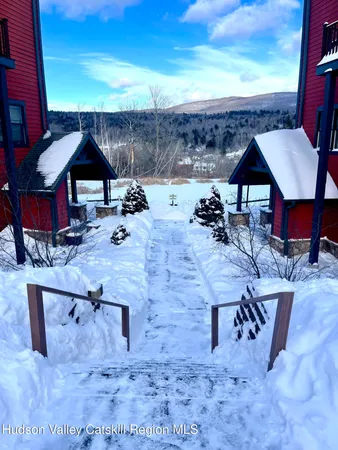 $399,000 | 25 Trailside Drive, Unit B10, Hunter, NY 12442