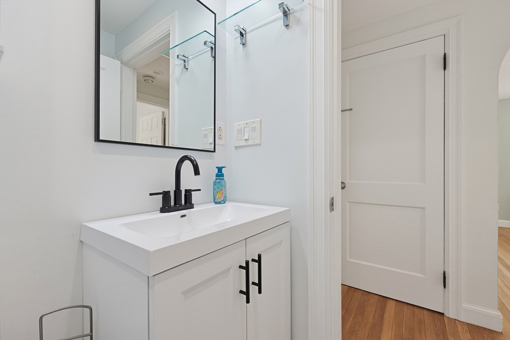 50 Rustic Road Walpole, MA 02032 - Photo 15 of 41 Gallery Image 15