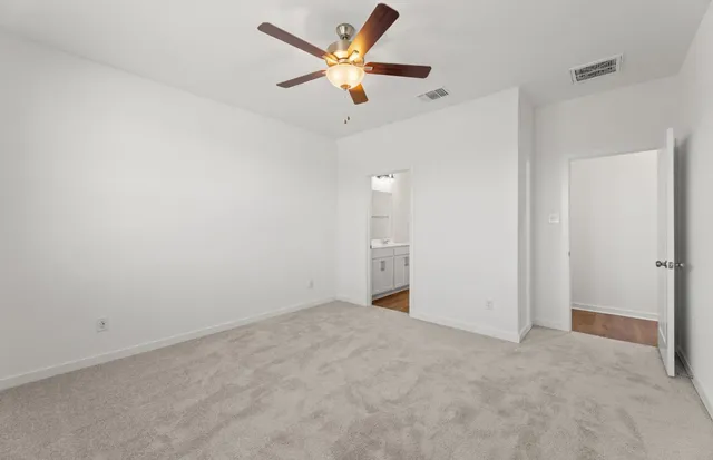 $288,000 | 104 Hatari Trail, Jarrell, TX 76537