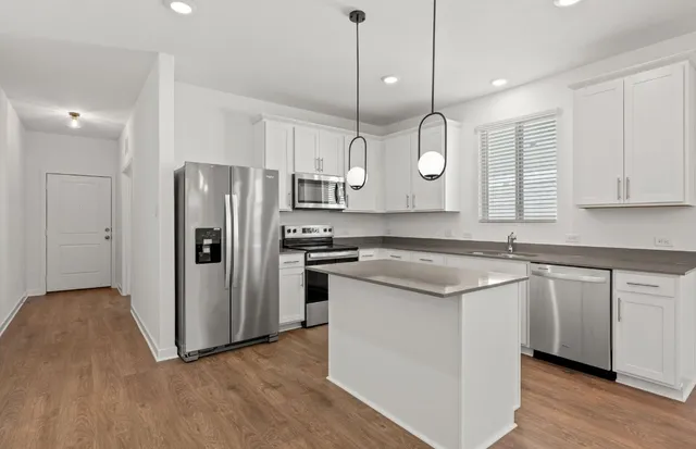 $288,000 | 104 Hatari Trail, Jarrell, TX 76537