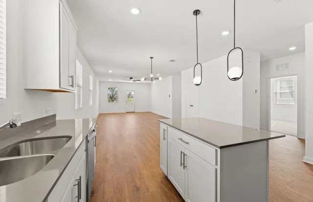 $288,000 | 104 Hatari Trail, Jarrell, TX 76537