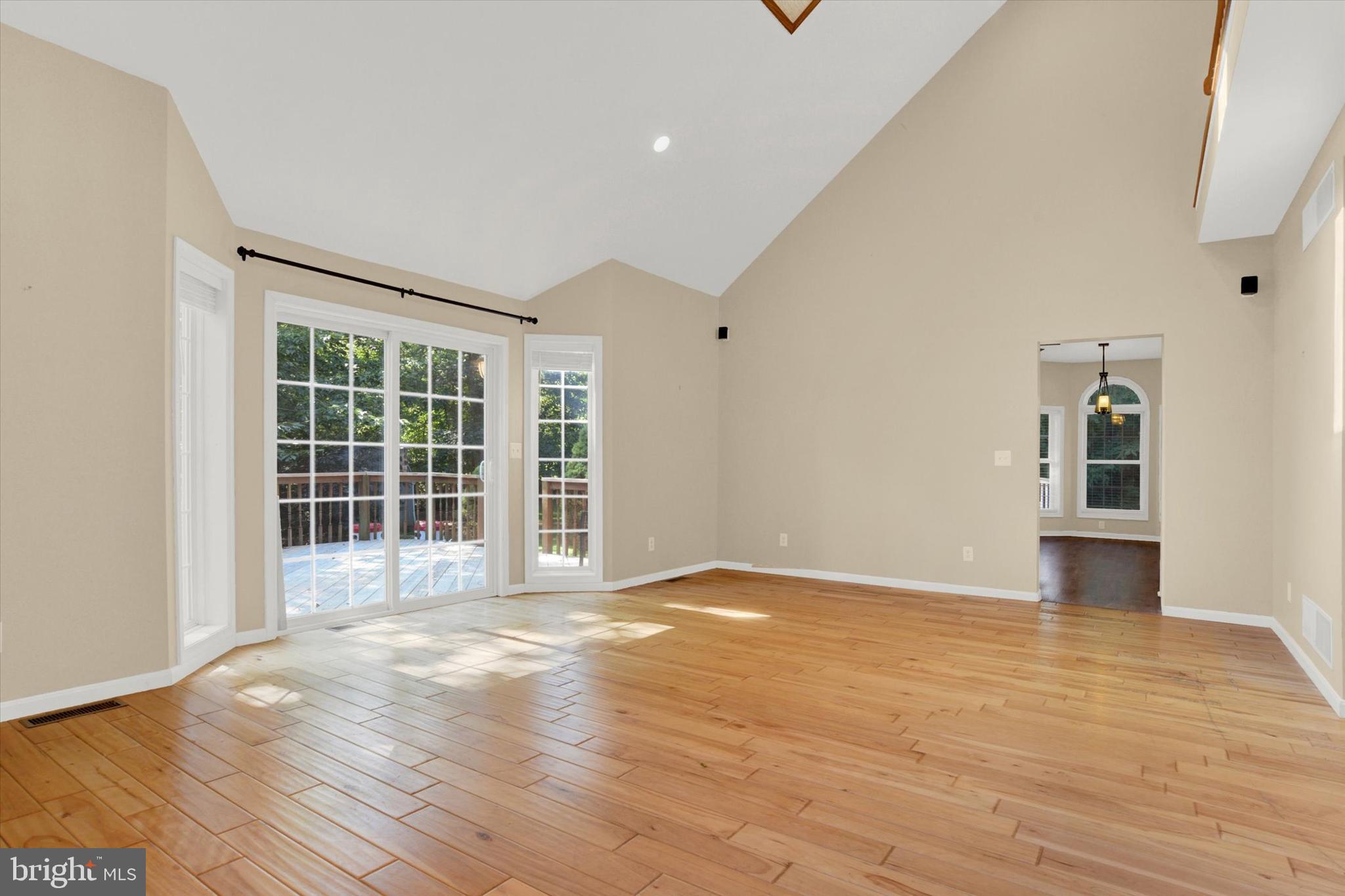 657 Woodburne Road Lewisberry, PA 17339 - Photo 5 of 39 Living Room