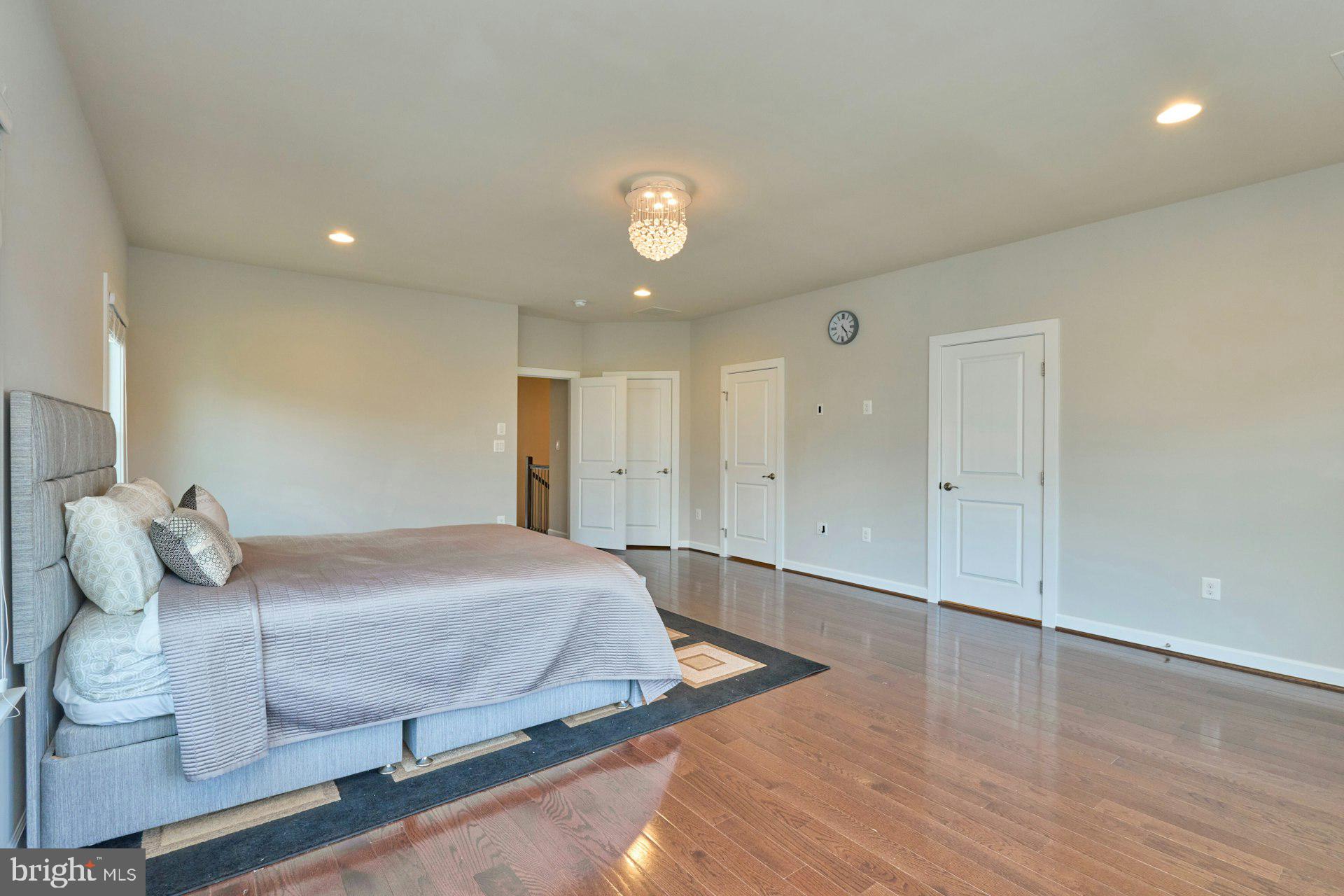 2358 Chadlington Road Falls Church, VA 22043 - Photo 36 of 56