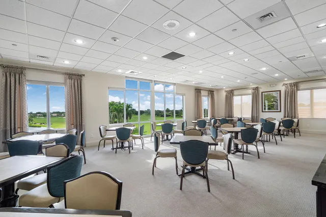 $276,000 | 7147 Le Chalet Boulevard, Boynton Beach, FL 33472