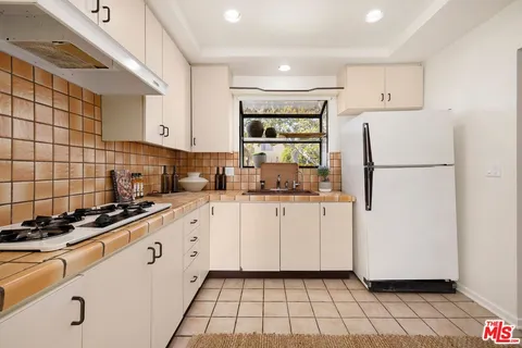 $1,399,000 | 1422 Cardiff Avenue, Los Angeles, CA 90035