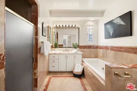 $1,399,000 | 1422 Cardiff Avenue, Los Angeles, CA 90035