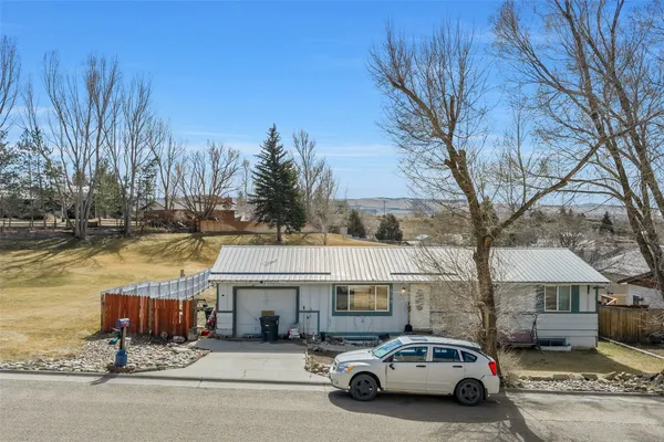 $210,000 | 858 East 10th Street, Craig, CO 81625