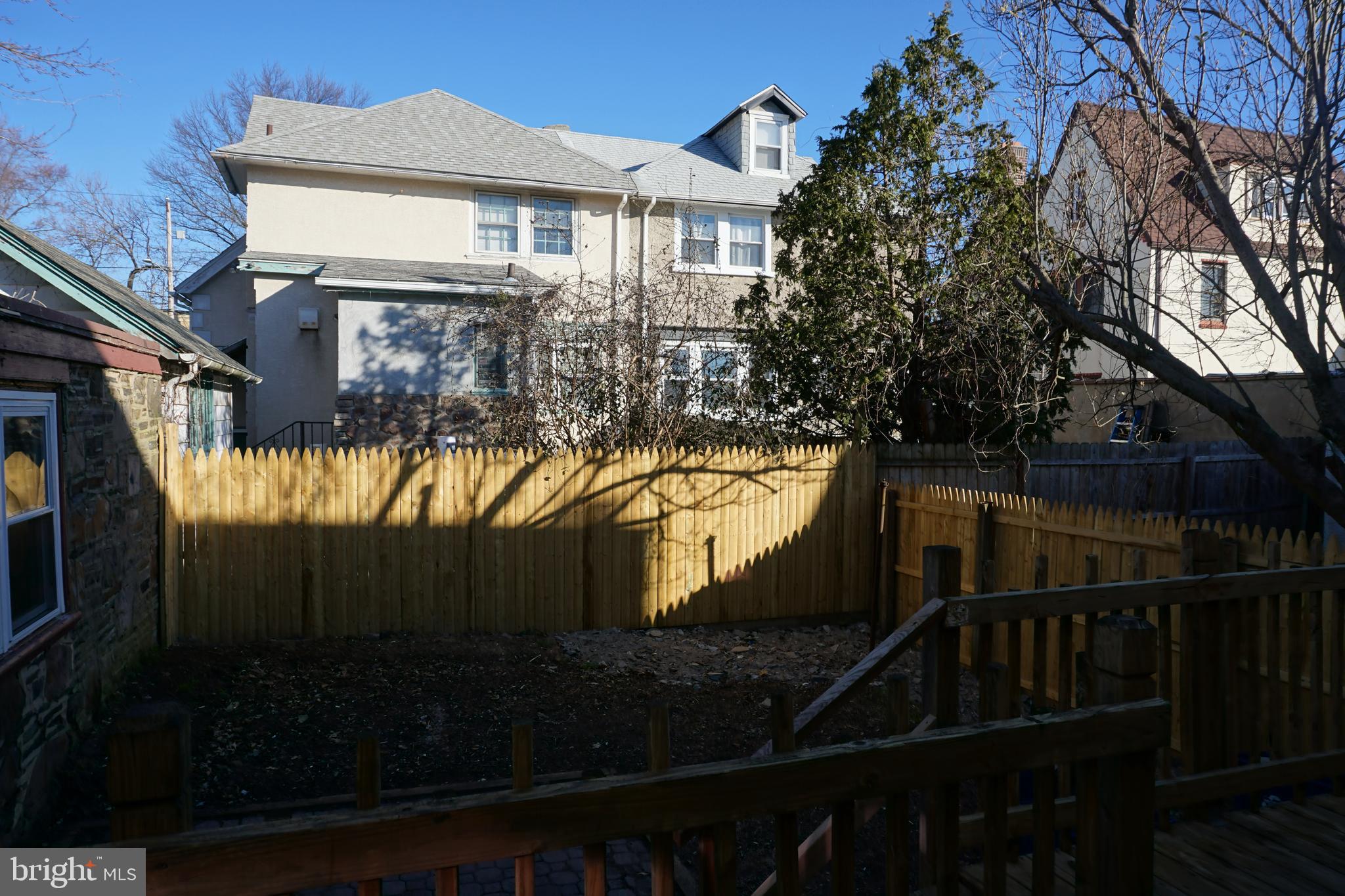 110 Crestview Road Upper Darby, PA 19082 - Photo 14 of 14 Fenced In Backyard