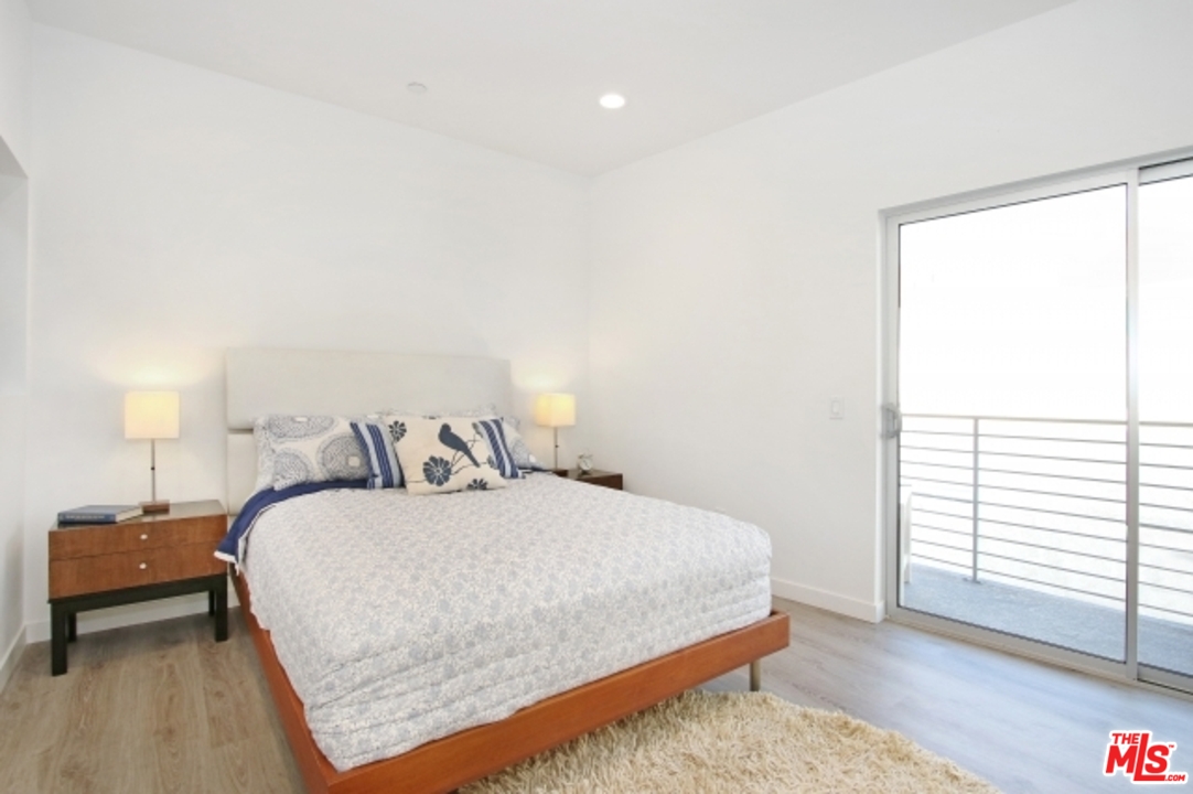 2222 Strata Lane Los Angeles, CA 90041 - Photo 29 of 37