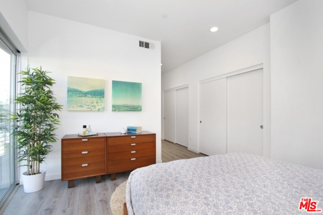 2222 Strata Lane Los Angeles, CA 90041 - Photo 30 of 37