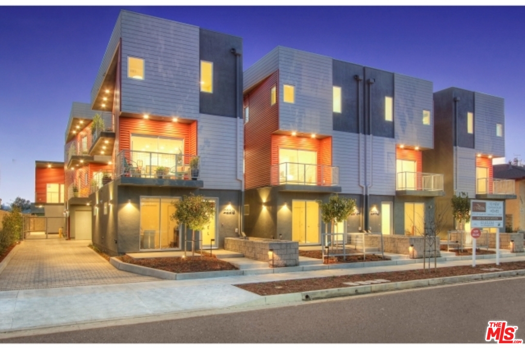 2222 Strata Lane Los Angeles, CA 90041 - Photo 4 of 37