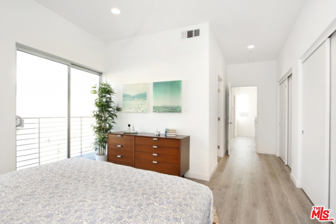 2222 Strata Lane Los Angeles, CA 90041 - Photo 31 of 37