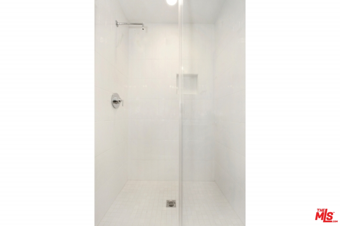 2222 Strata Lane Los Angeles, CA 90041 - Photo 33 of 37