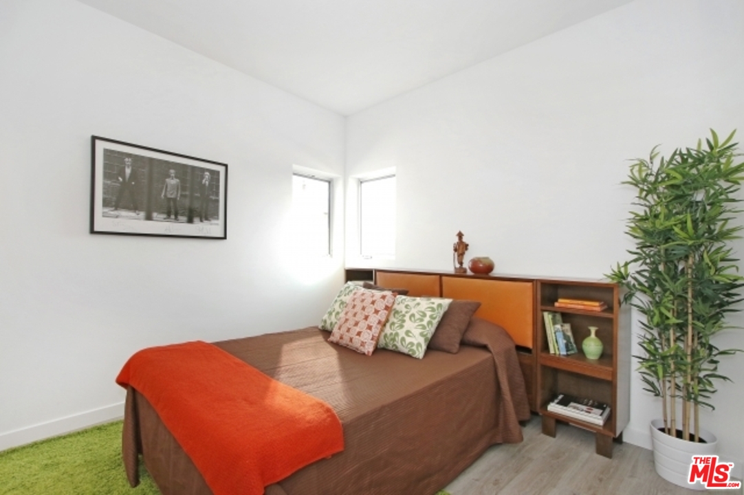 2222 Strata Lane Los Angeles, CA 90041 - Photo 34 of 37