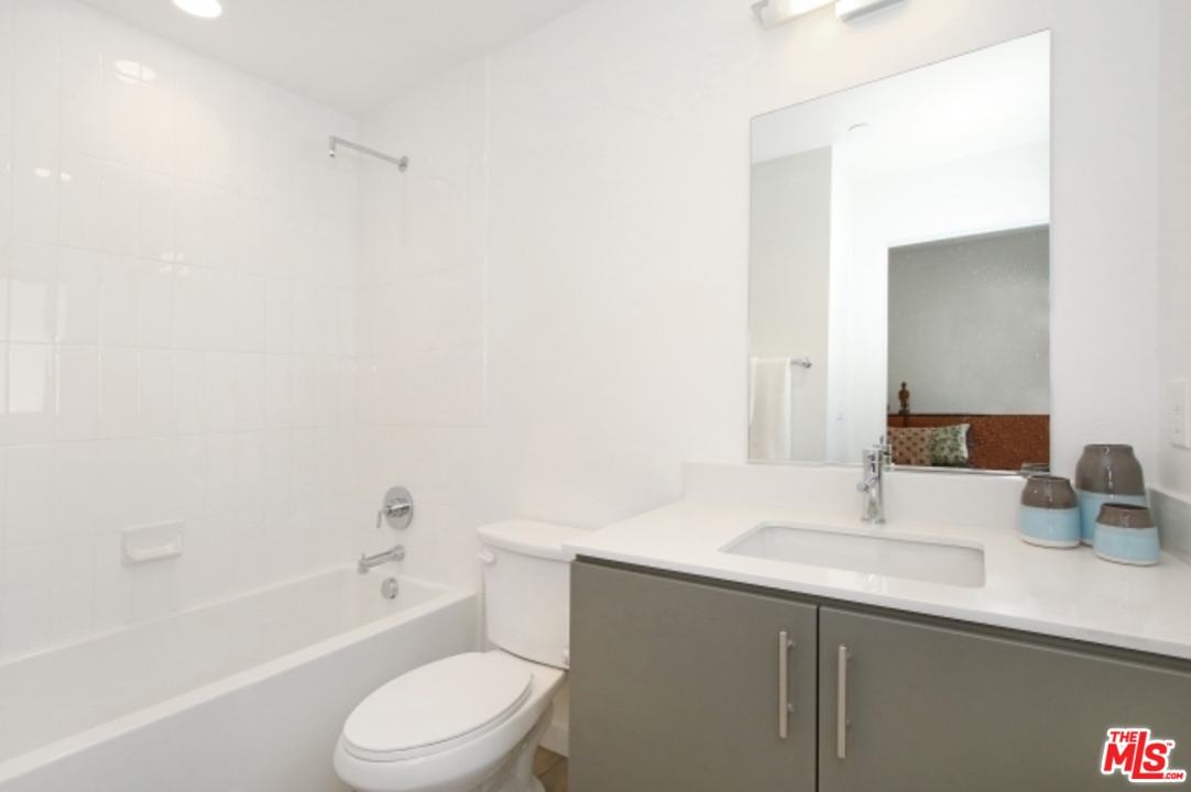 2222 Strata Lane Los Angeles, CA 90041 - Photo 36 of 37