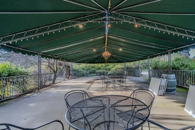 $3,999,000 | 21645 Parrotts Ferry Road, Sonora, CA 95370