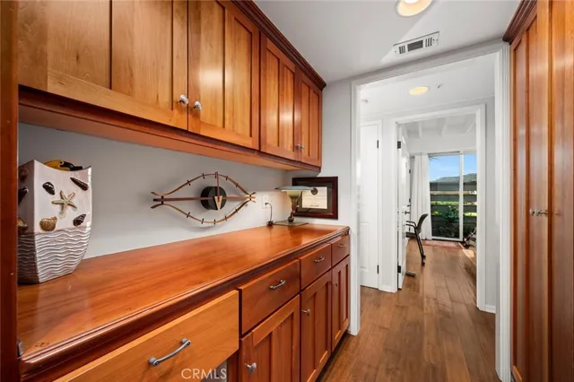 $3,250,000 | 1687 Temple Hills Drive, Laguna Beach, CA 92651