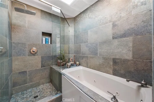 $3,250,000 | 1687 Temple Hills Drive, Laguna Beach, CA 92651